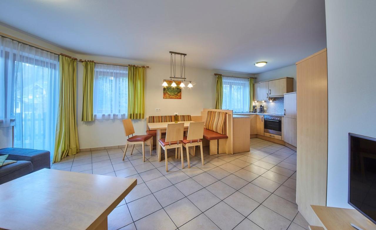 Appartements Hollandia Saalbach-Hinterglemm Exterior foto